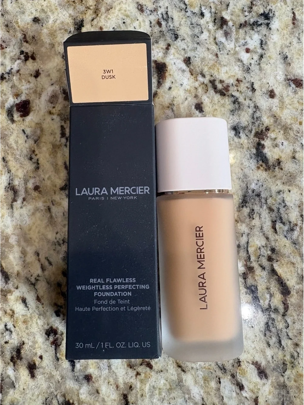 Laura Mercier 3W1 DUSK Real Flawless Weightless Perfecting Foundation NIB